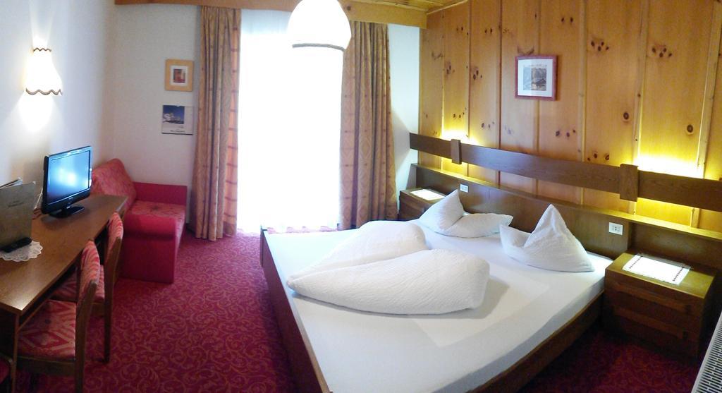 Hotel Alpenblick เฟลเดอร์ส ห้อง รูปภาพ