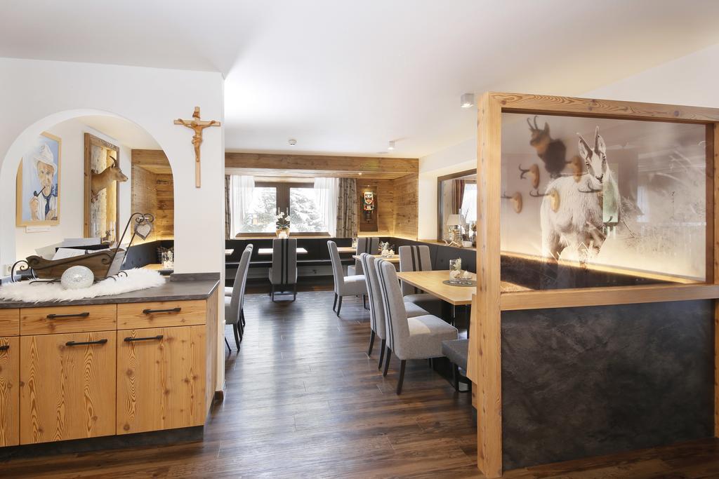 Hotel Alpenblick เฟลเดอร์ส ภายนอก รูปภาพ