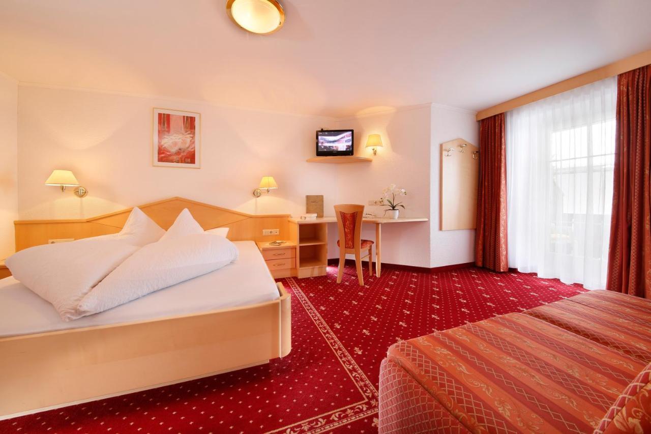 Hotel Alpenblick เฟลเดอร์ส ภายนอก รูปภาพ